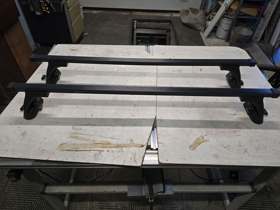 Багажника AMOS НА дах автомобиля