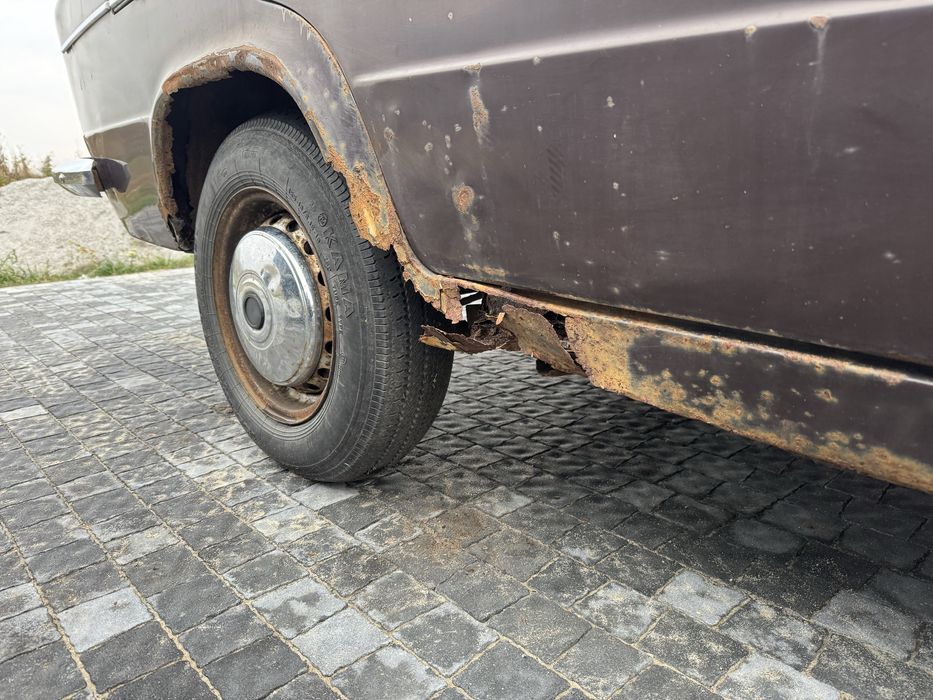 Продам ВАЗ-2103.