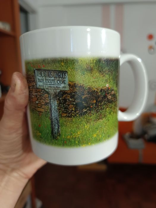 Caneca alusiva Caminho de ferro português