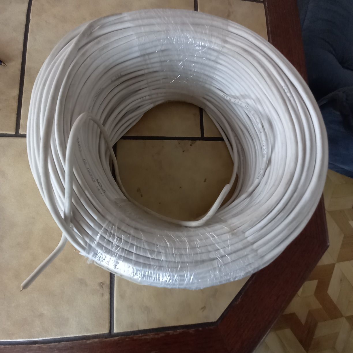Kabel 2x2x0.5 biały