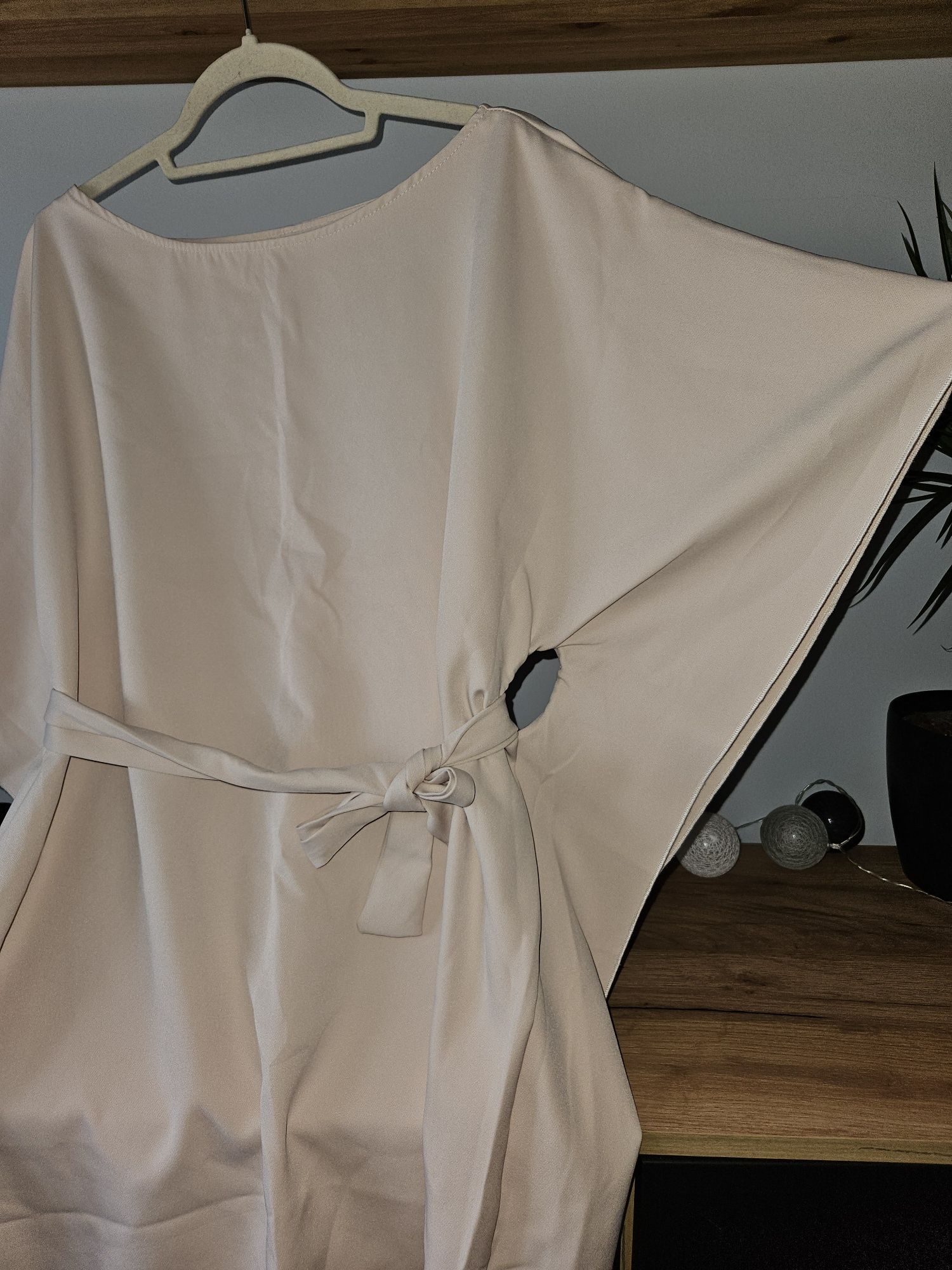 Luźna sukienka oversize nietoperz motyl