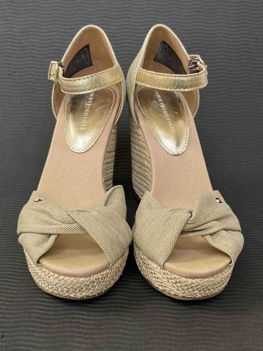 Koturny Tommy Hilfiger Iconic Elena, jak nowe, eleganckie, r. 36