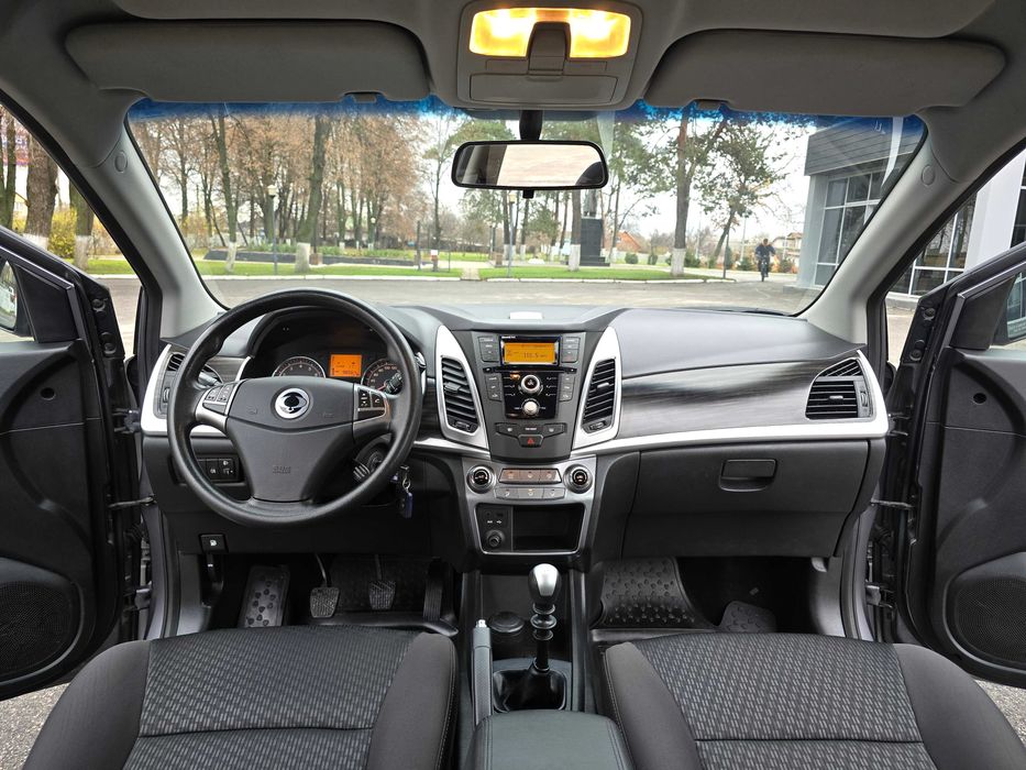 Продам свой кроссовер SsangYong Korando 2л ( ОДИН ХОЗЯИН )