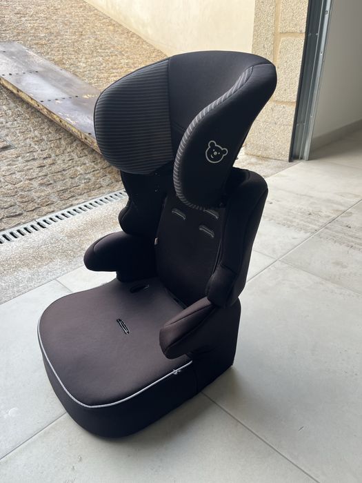 Cadeiras auto e brinquedos