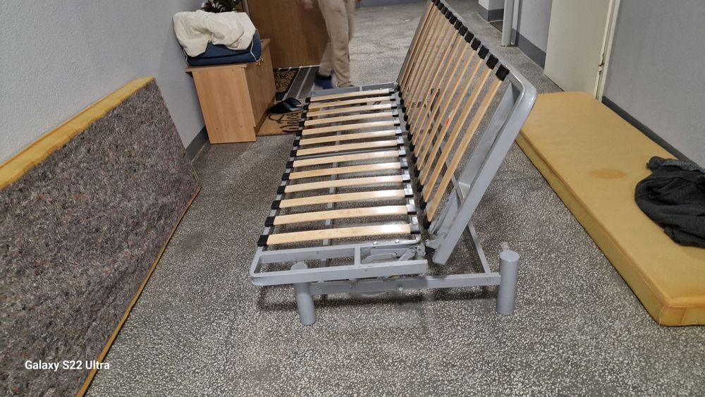 Sprzedam łóżko składane