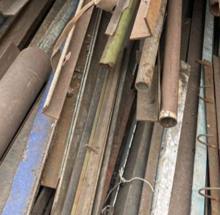 Куплю метал дорого      автомобили старые ВАЗ и т.д