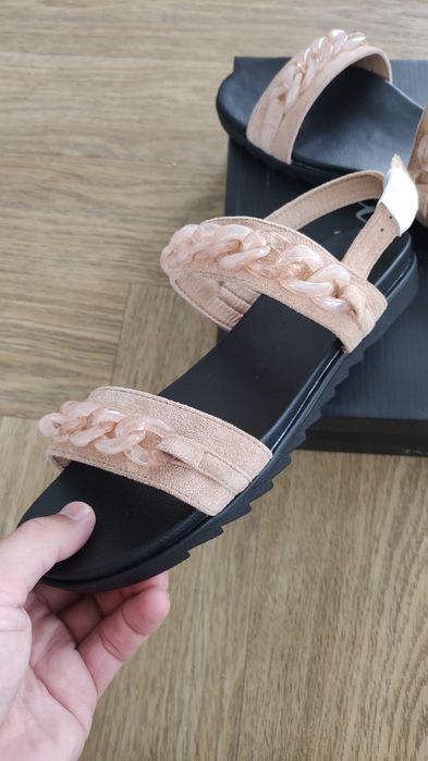 Sandały Duffy klapki 41 Boho łańcuch beig nowee