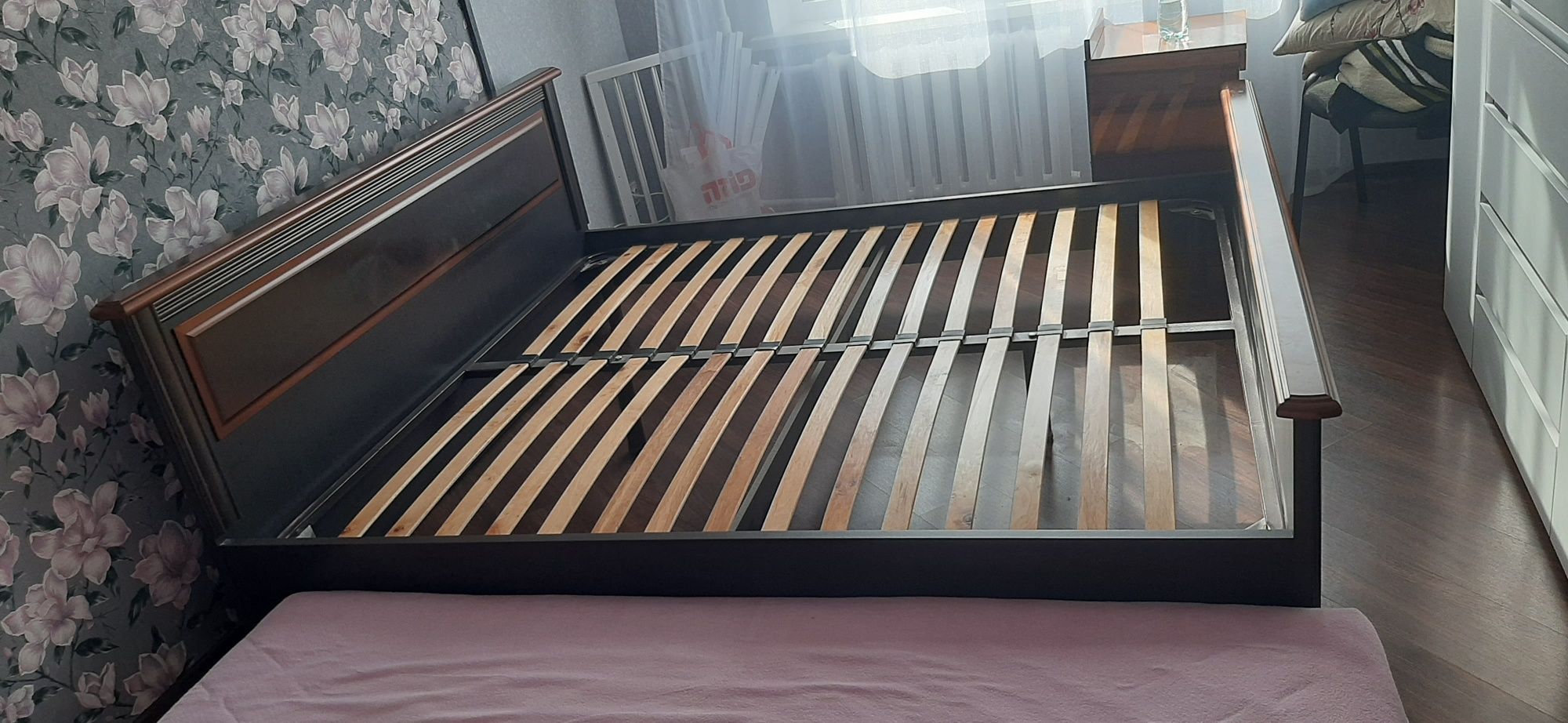 Ліжко якісне велике двуспальне
