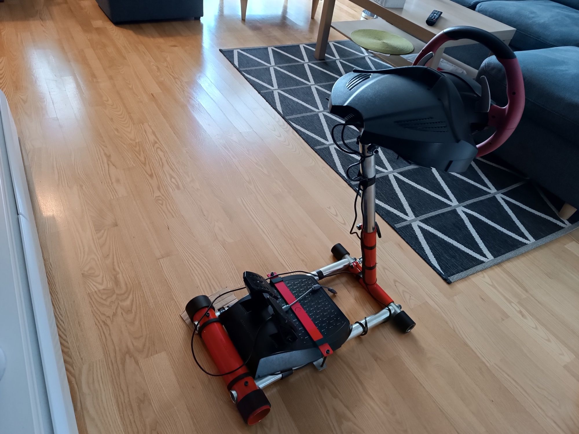 Kierownica Thrustmaster Ferrari458 Spider XBOX+stojak Wheel stand pro