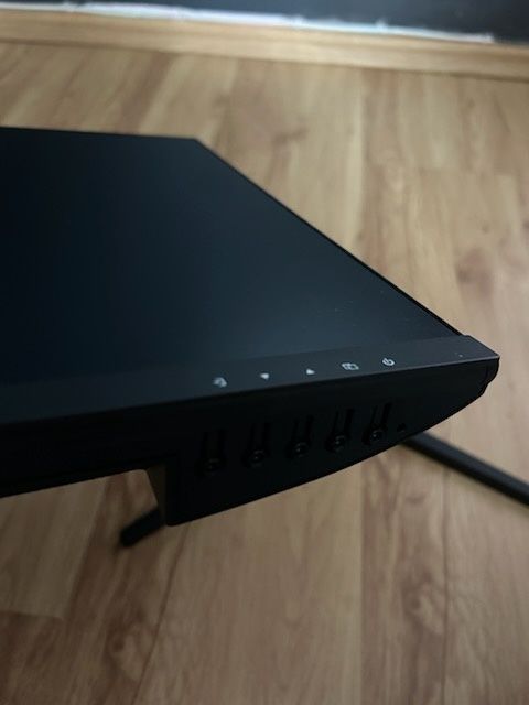 Monitor DAHUA LM22-B200S 21.45"
1920x1080px 100Hz