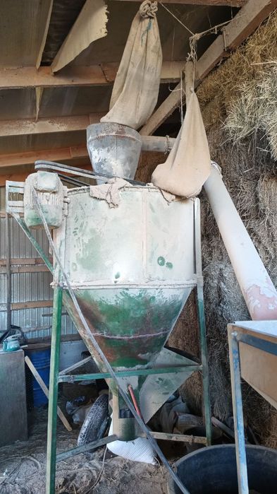 Змішувач кормів Смеситель корма