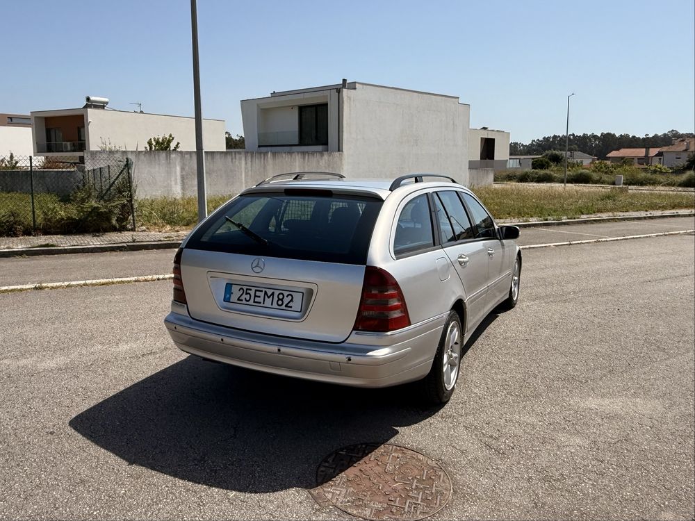 MERCEDES-BENZ C270 CDI AVANTGARDE  CAIXA AUTOMÁTICA