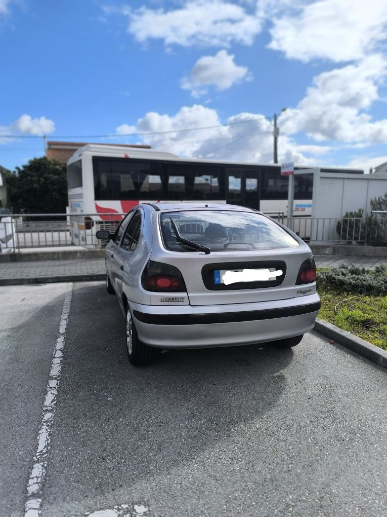 Renault Megane 1996
