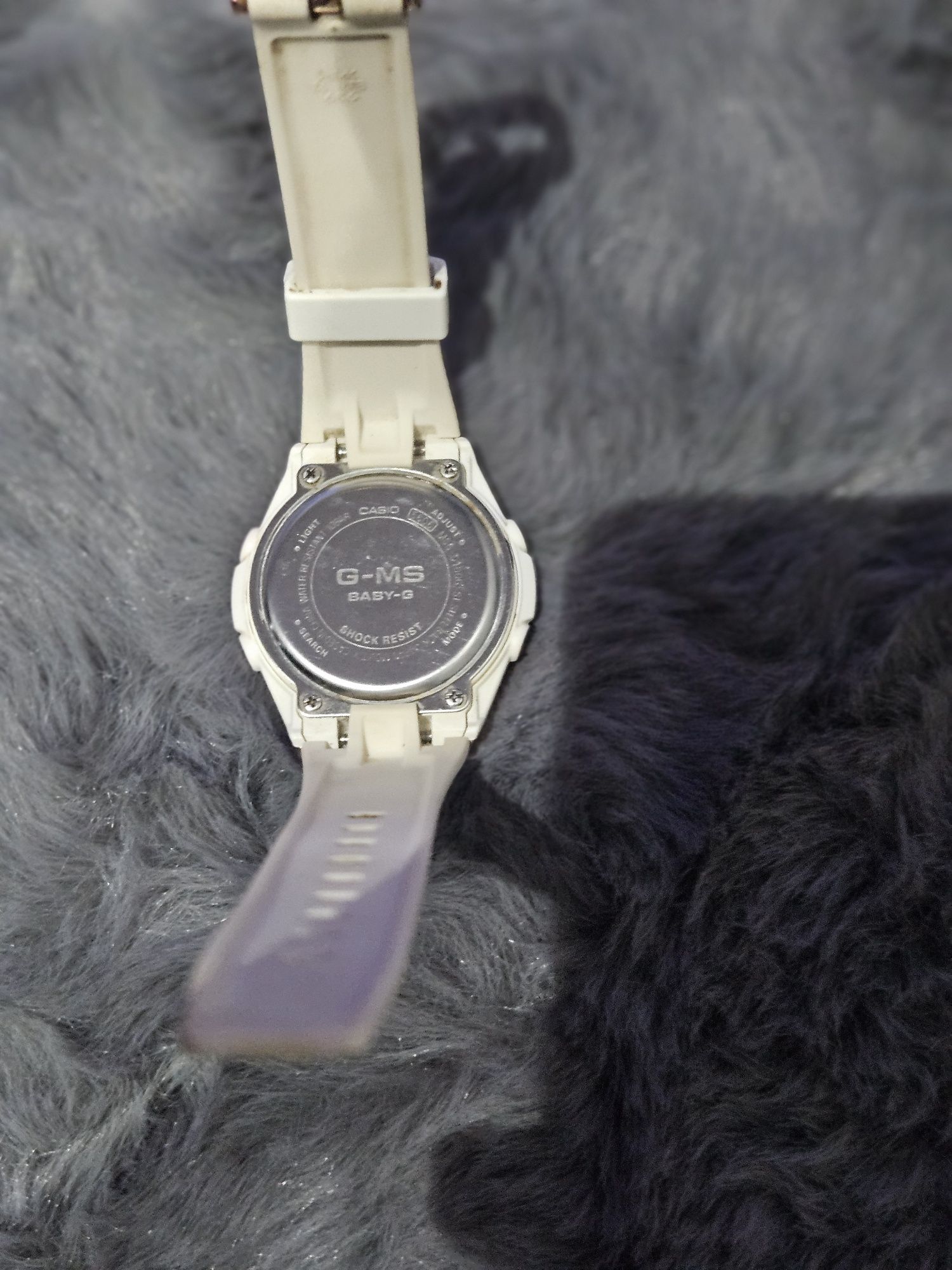 Zegarek Casio Złoty
