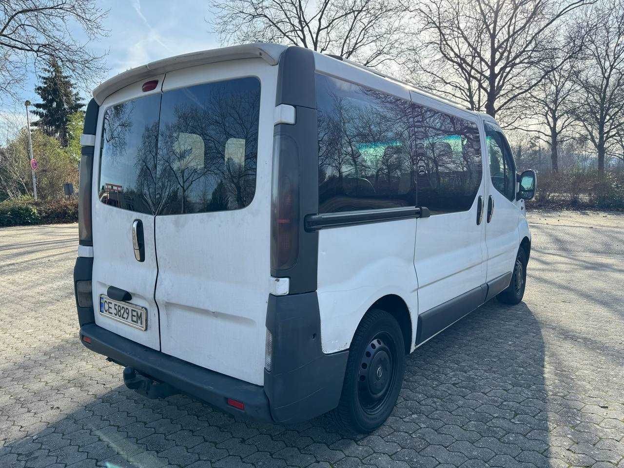 Продаж OPEL VIVARO 2002р