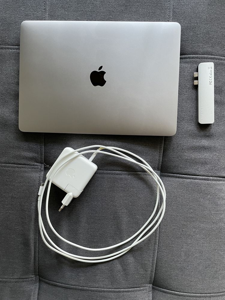 MacBook (13’’, 2019, 2 Thunderbolt, 256 GB)