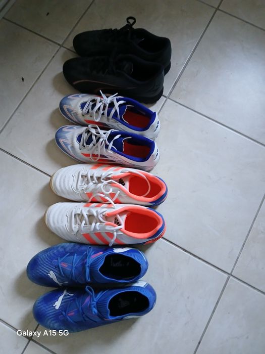 Chuteiras de futebol e futsal