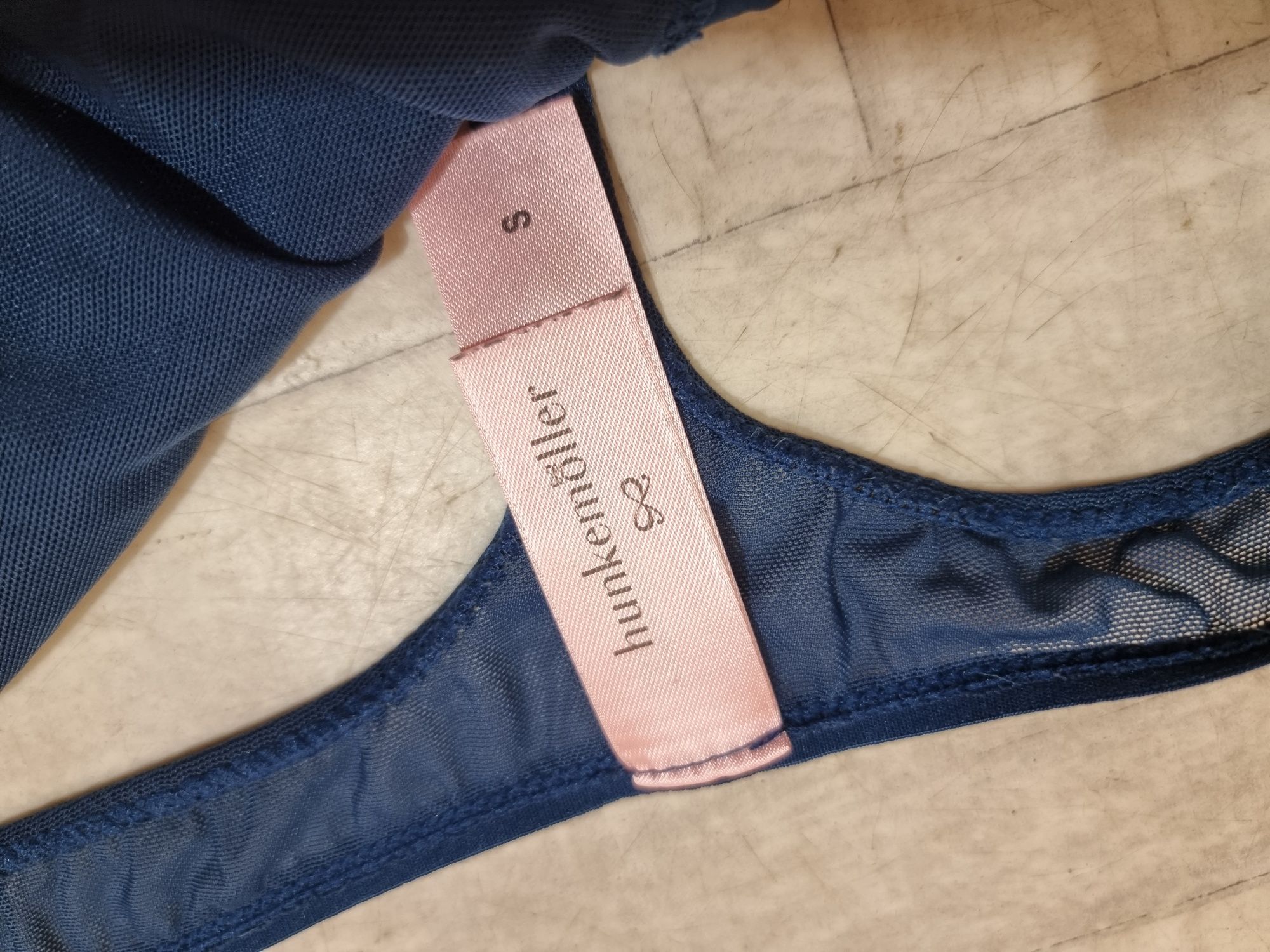 Zestaw stringi Hunkemöller 3 szt stan idealny S