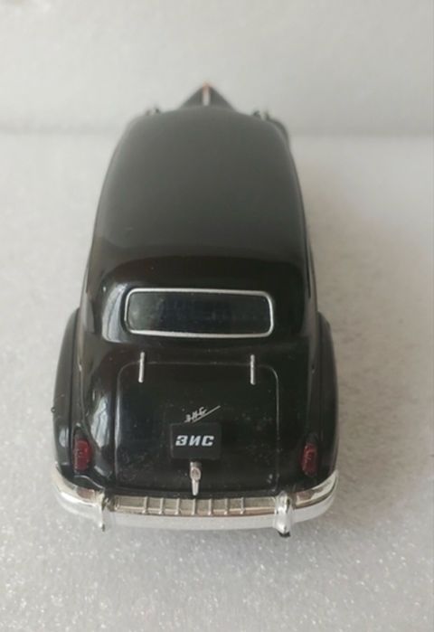 Машинка колекційна модель 1:43 Зис 101 , ЗИС 110
