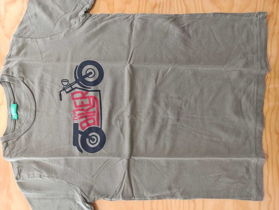 8 T-shirts de rapaz. Benetton. 9/10-12/13 anos.