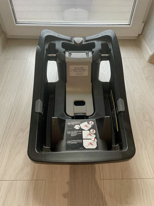 Продам Дитяча універсальна коляска-трансформер 3 в 1 URBINI OMNI TRAV