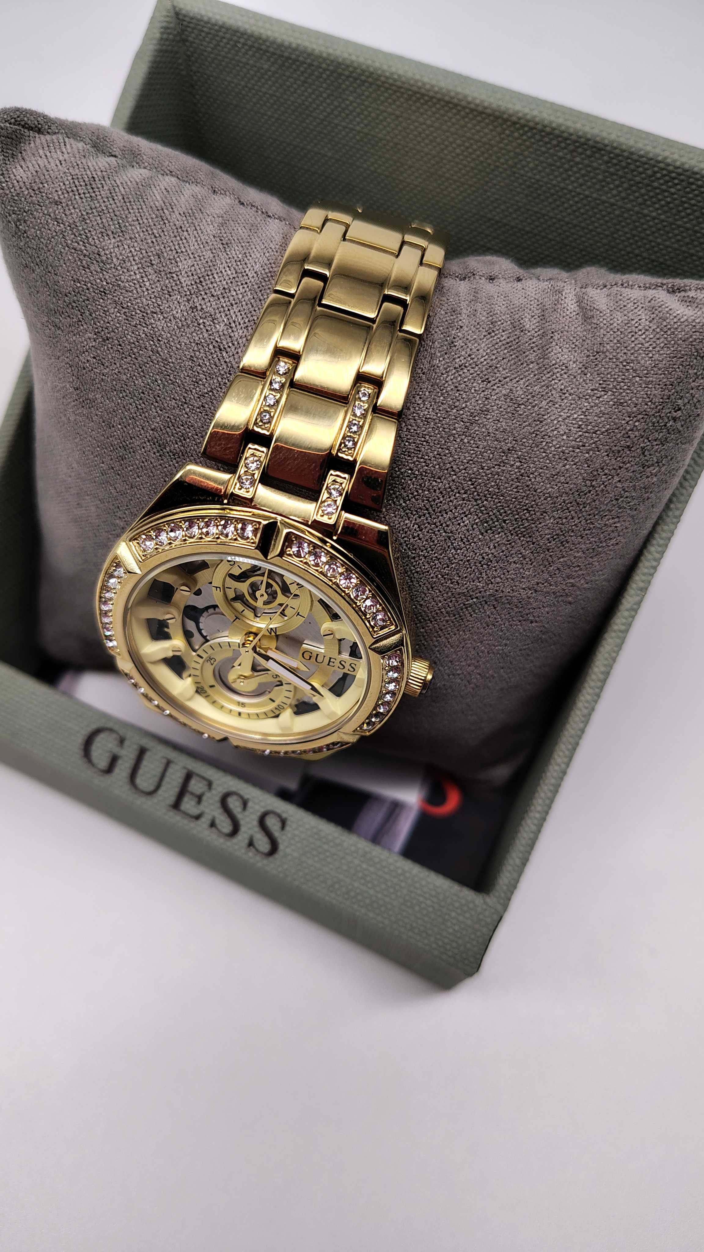 Damski zegarek Guess