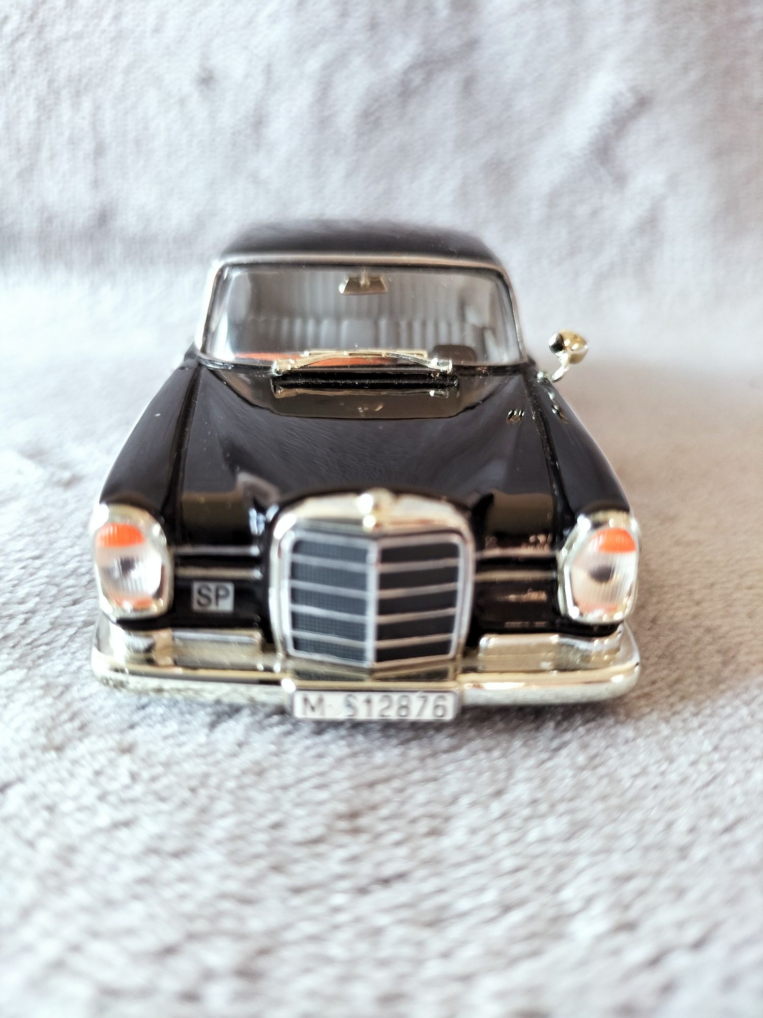 Mercedes W111 220SE Taxi Madryt 1959 1:43 Vitesse limitowany