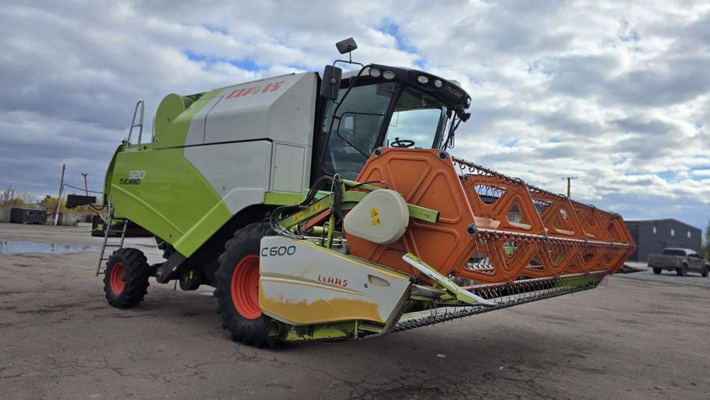 Продам Claas Tucano 320 2012р.