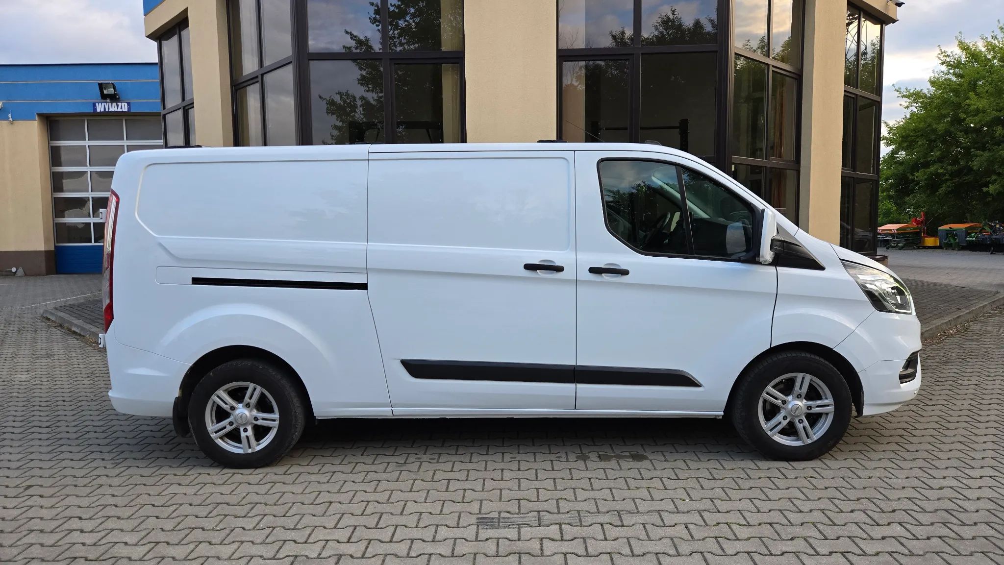 Ford transit custom  FV 23% , Apple Carplay , Led Webasto Long 2xDrzwi