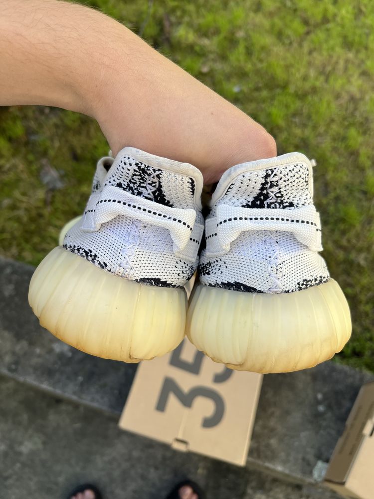 Adidas Yeezy Boost 350 V2 Zebra sneakersy czarno białe kanye 43 1/3