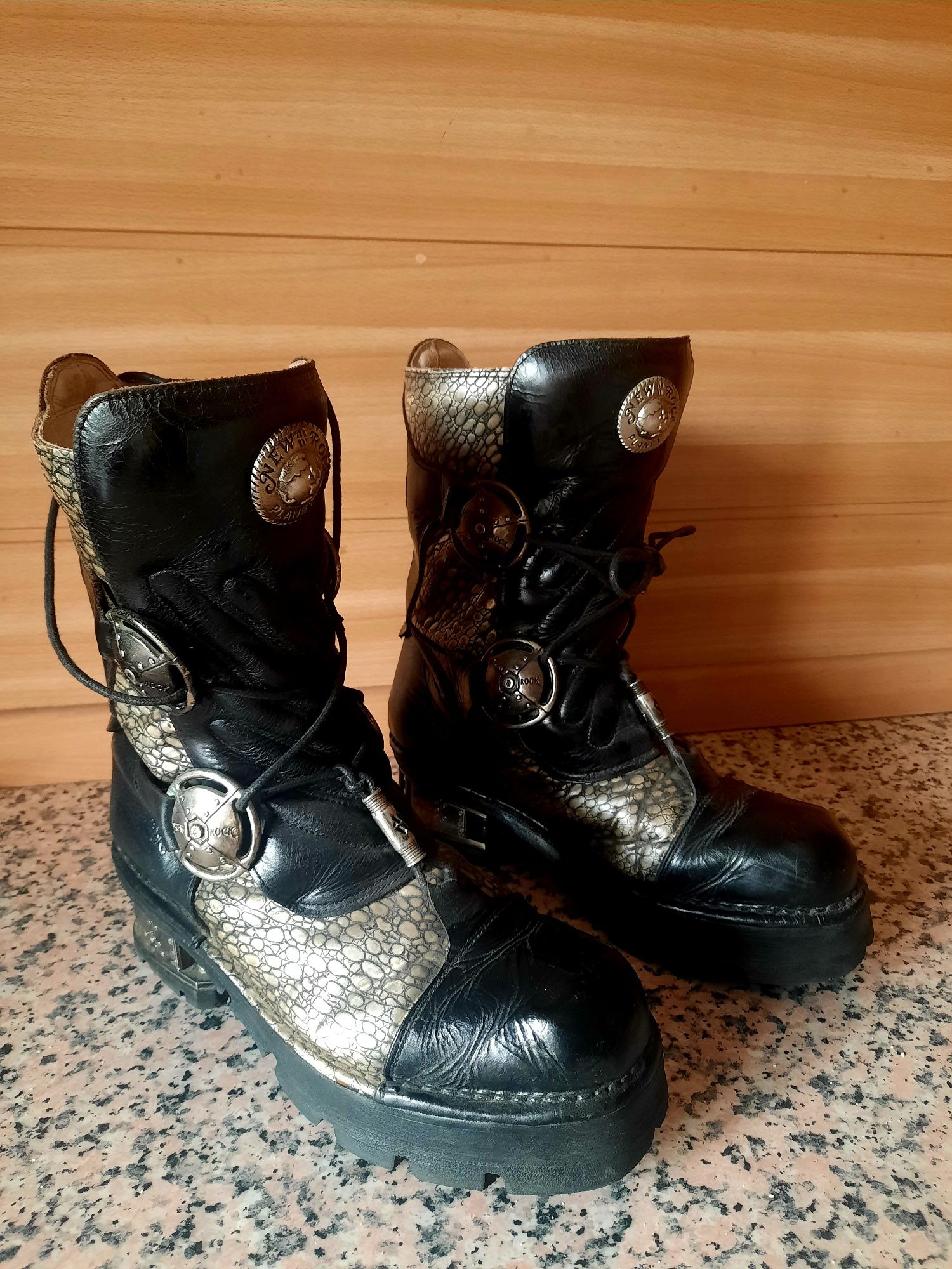 Botas New Rock cybernetics