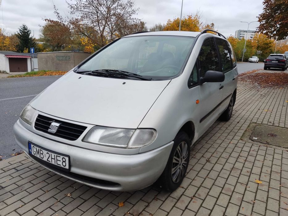 7 osobowa ALHAMBRA r2000. poj 1.9d 90koni. prosty silnik na pompie