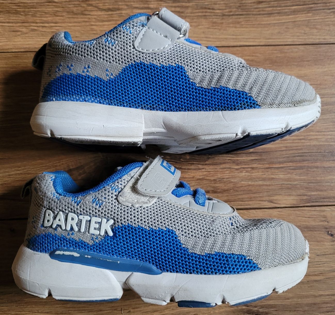 Buty Bartek 26 .