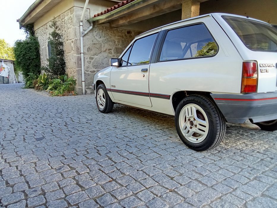 Opel corsa strada