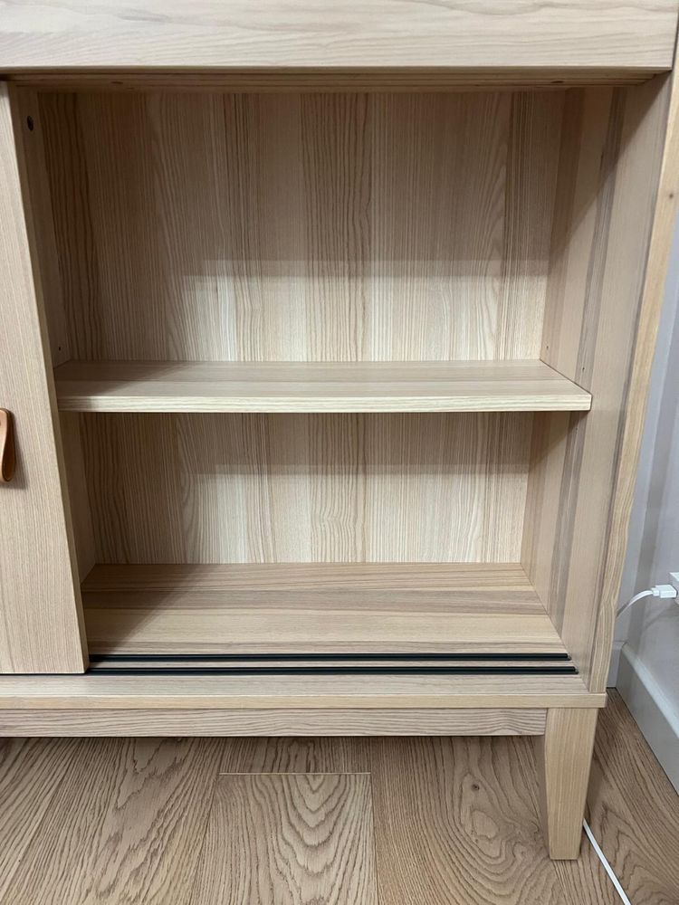 Sprzedam Witryna IKEA stan idealny