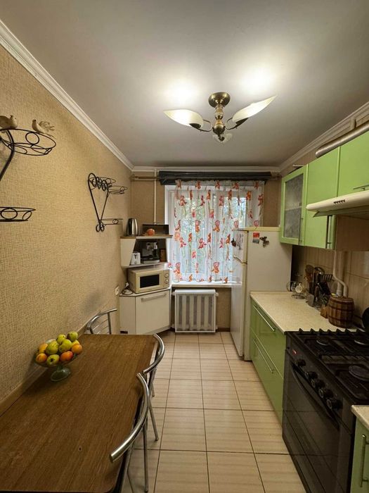Продам 3к. квартиру, вул. Калинова, буд. 75