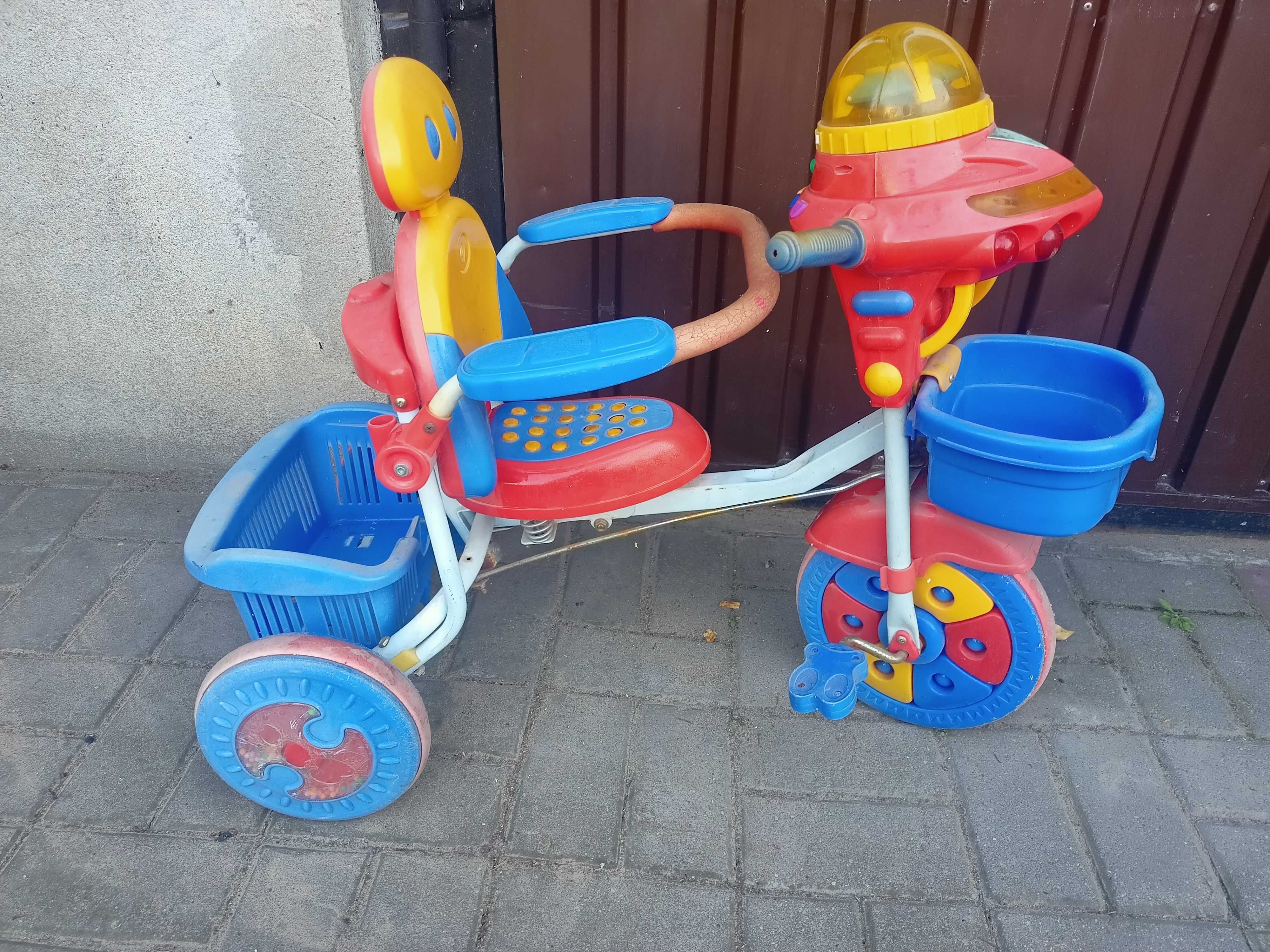 Rowerek pchacz trójkołowy