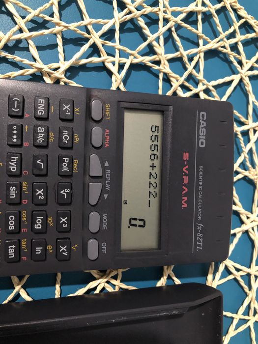 Calculadora Casio Fx-82TL