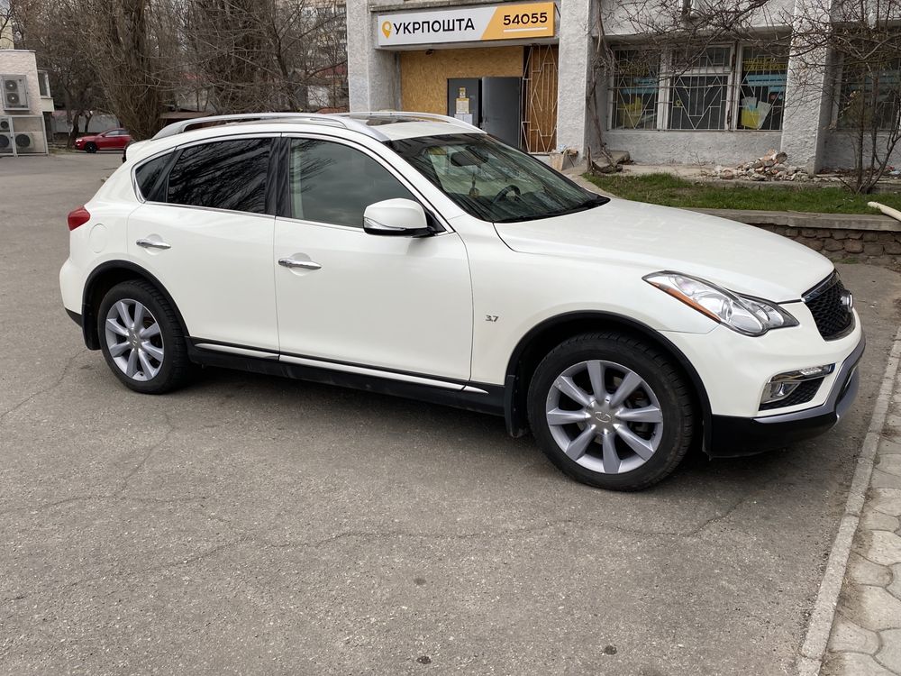 Infiniti QX 50 2015 3,7