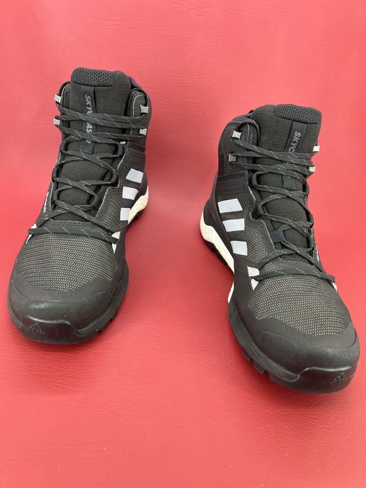 Взуття для походів Adidas Terrex Skychaser 2 Mid GTX  Goretex 44р.28см