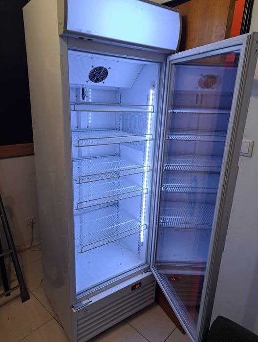 Frigorifico de exposição