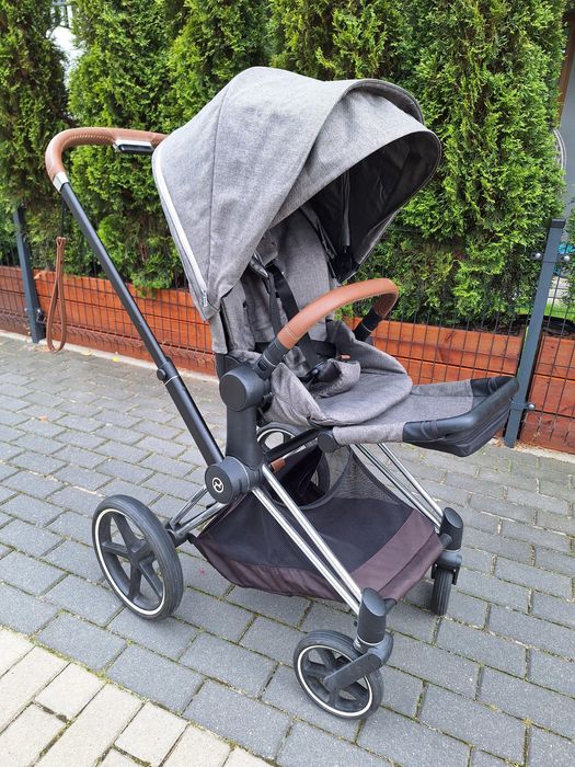 Cybex Priam 2.0 – Manhattan Grey (chrome)