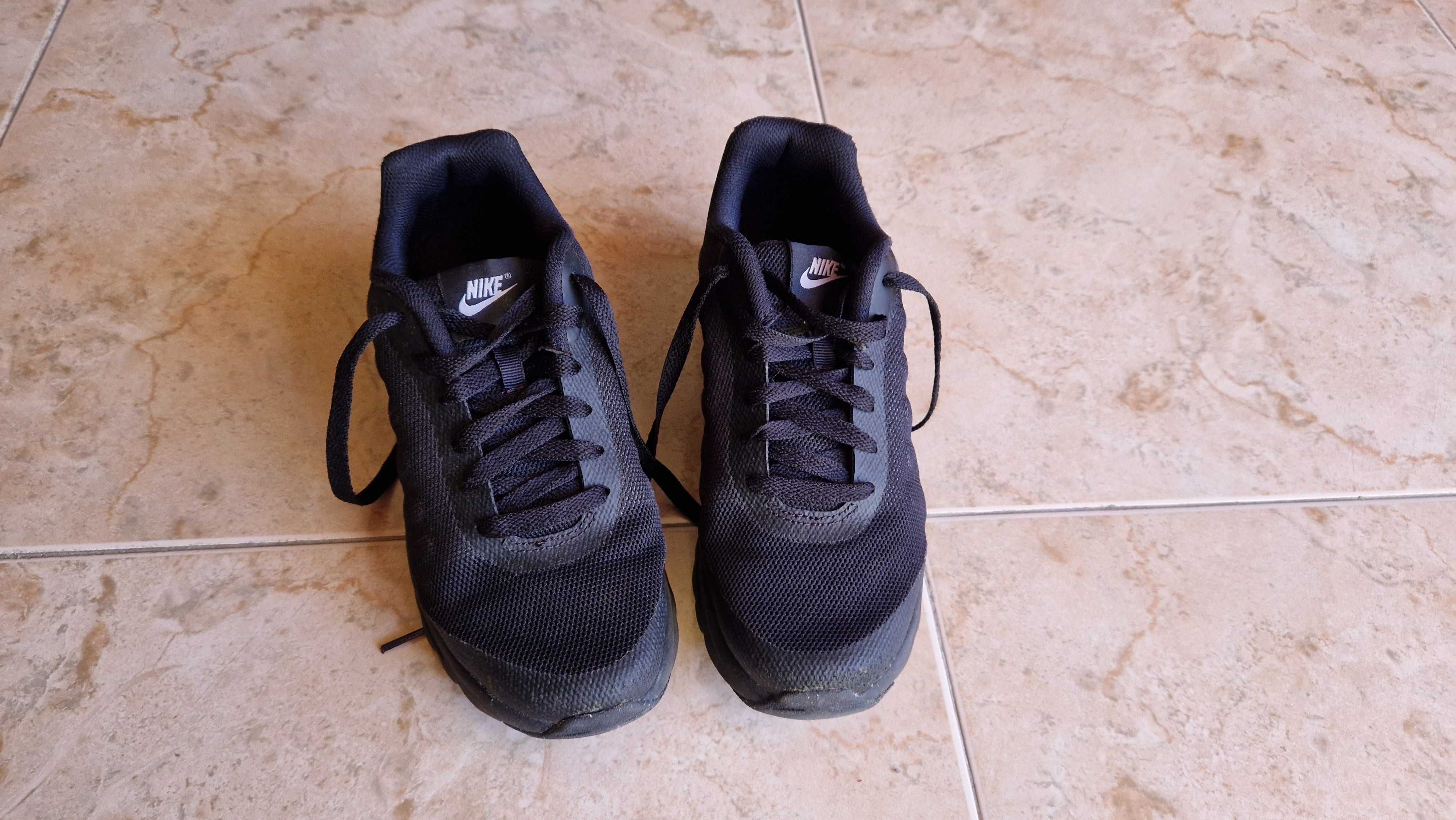 Ténis Nike Pouco uso