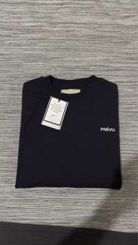 T-Shirt Prévu. Oversize
