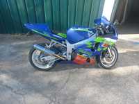 Gsxr 600 k1 suzuki