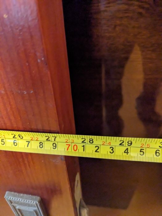 Входная дверь с коробом дерево