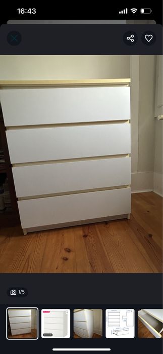 Cómoda branca com 4 gavetas