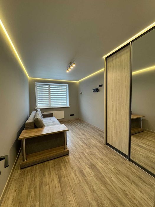 Продаж 2кім.квартири новобудова вул.Героів Крут