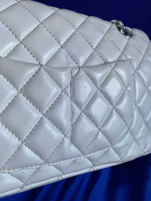 Chanel Vintage Black кожаная сумка белая женская оригинал с нюансом