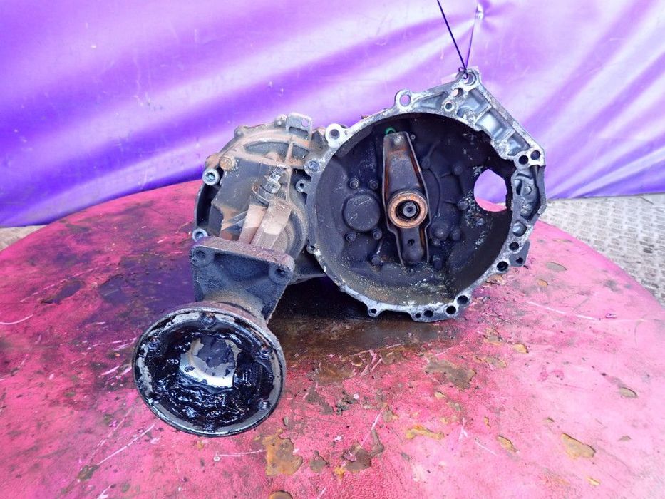 VW TRANSPORTER T4 2,4D AAB 78KM SKRZYNIA BIEGÓW CRN